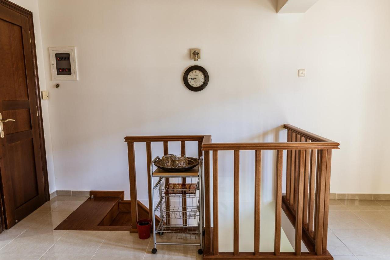 فيلا Pórto Ráftiفي Cactus Maisonette Near Airport المظهر الخارجي الصورة