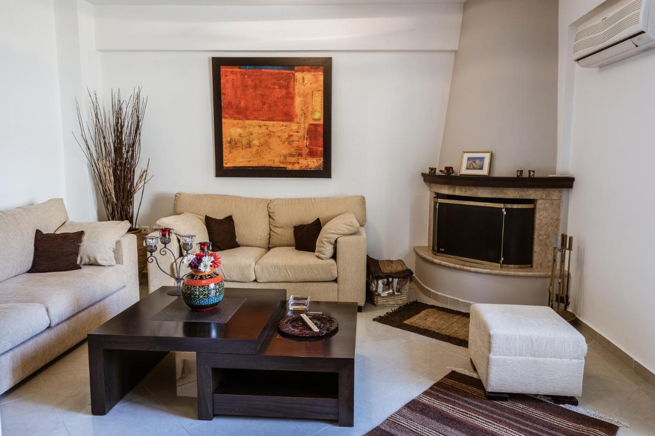 فيلا Pórto Ráftiفي Cactus Maisonette Near Airport المظهر الخارجي الصورة