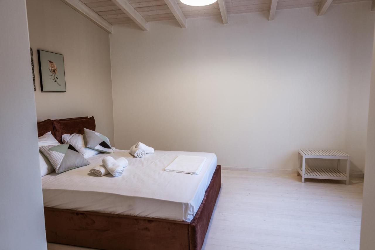 فيلا Pórto Ráftiفي Cactus Maisonette Near Airport المظهر الخارجي الصورة